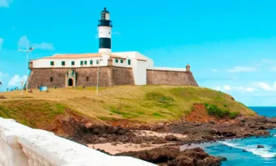 Premiação internacional do Farol da Barra fortalece turismo da Bahia