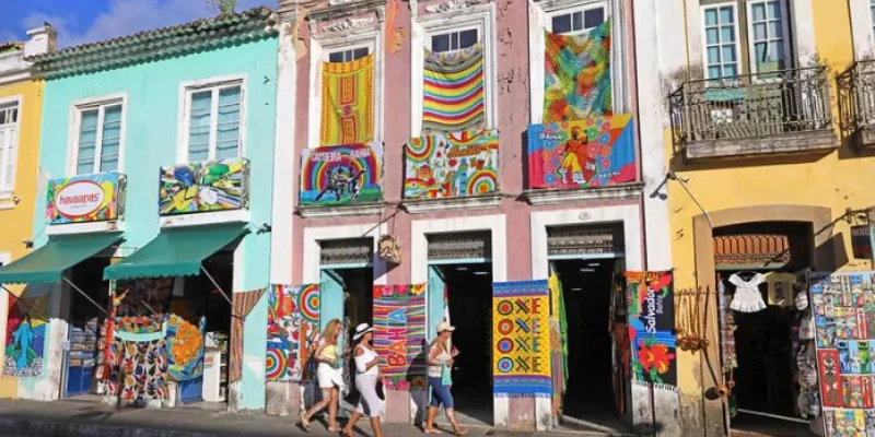 Ações nacionais e internacionais divulgam turismo baiano